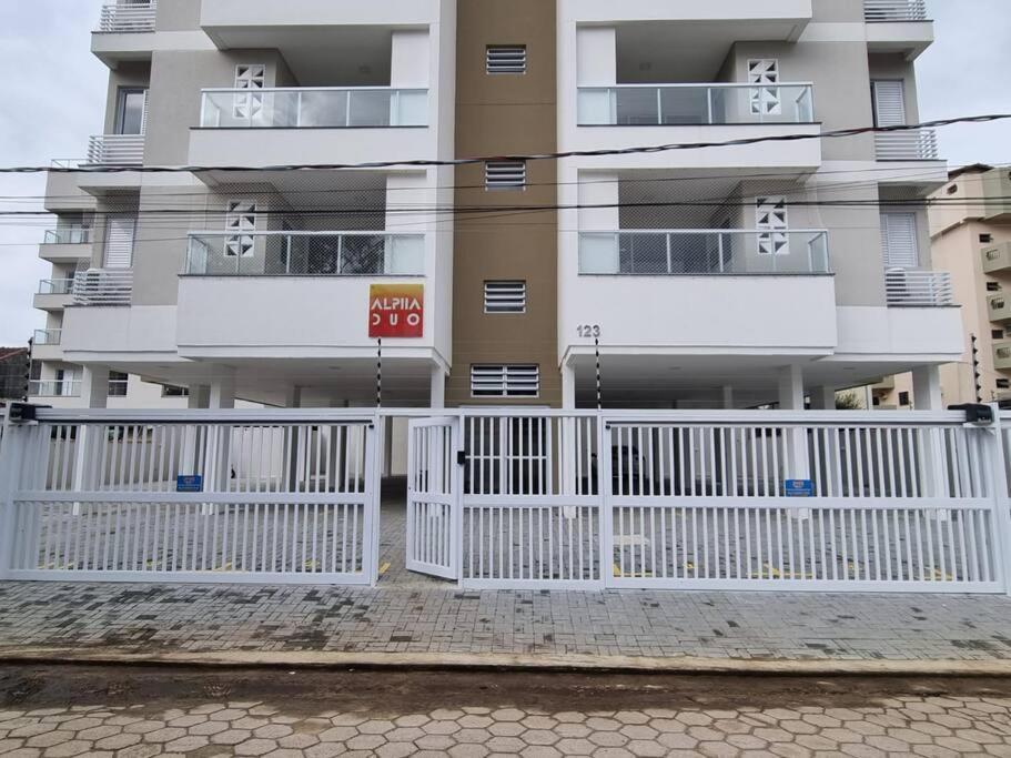 Apto Novo! Faca A Pe - E Netflix Apartamento *